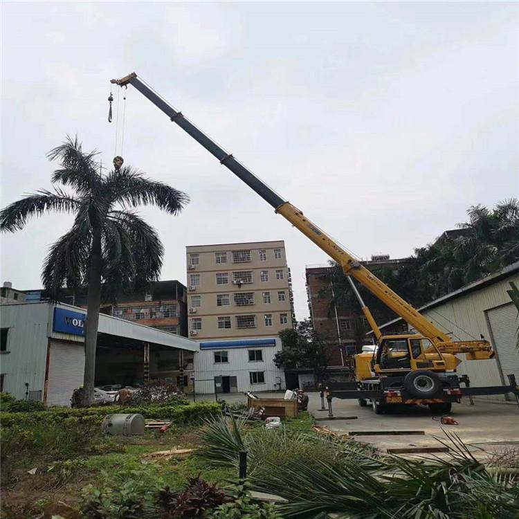 义马12吨吊车出租一天的收费标准是什么