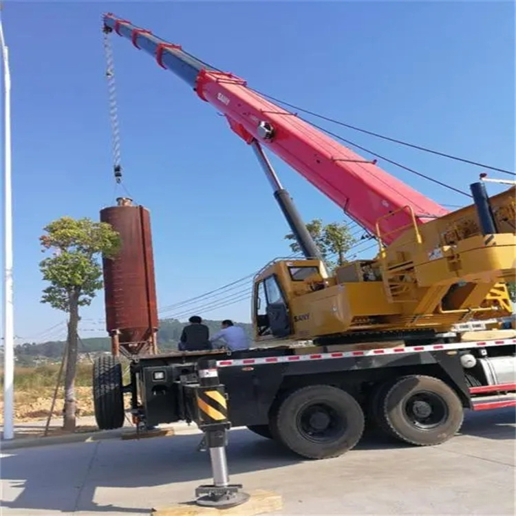 义马专业吊车租赁多少钱