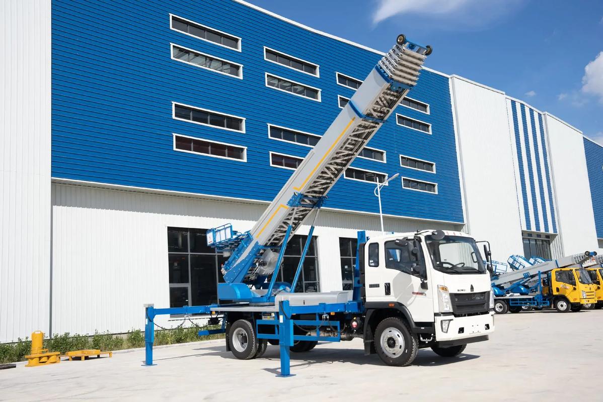 义马小型云梯车上料车租赁多少钱